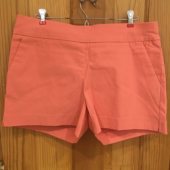 Flutter Sleeve Top with Shorts NWOT. - Picture 9 of 13